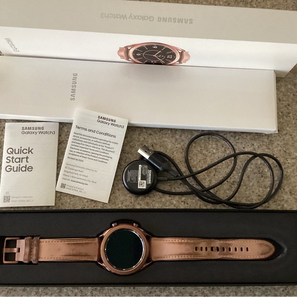 Samsung Galaxy Watch3 Rose Gold Watch - Picture 9 of 16